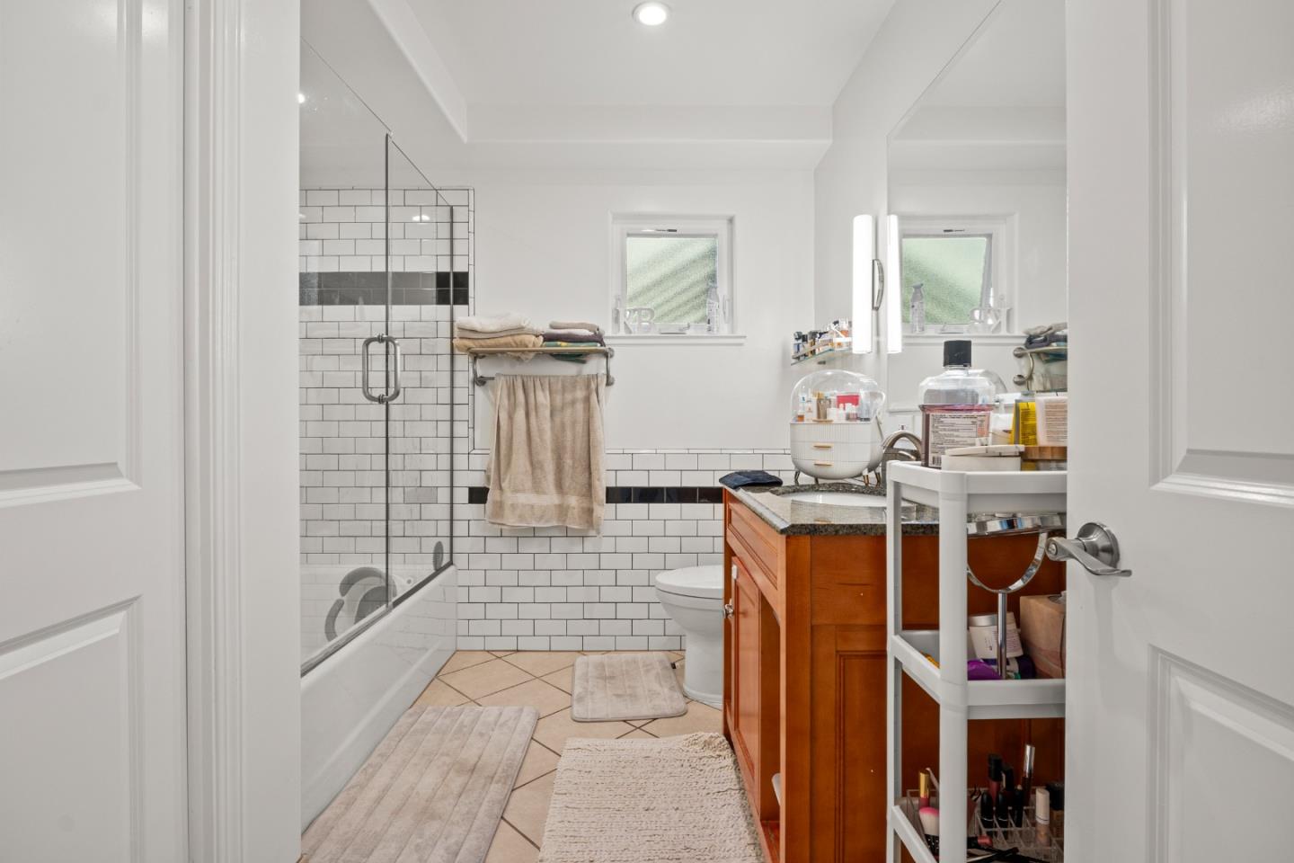 Detail Gallery Image 25 of 42 For 197 Nottingham Ave, Redwood City,  CA 94063 - – Beds | – Baths