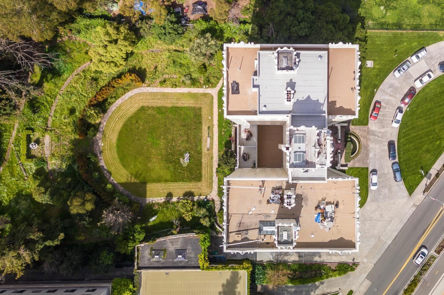 Detail Gallery Image 33 of 35 For 244 Lakeside Dr #10,  Oakland,  CA 94612 - 3 Beds | 3 Baths