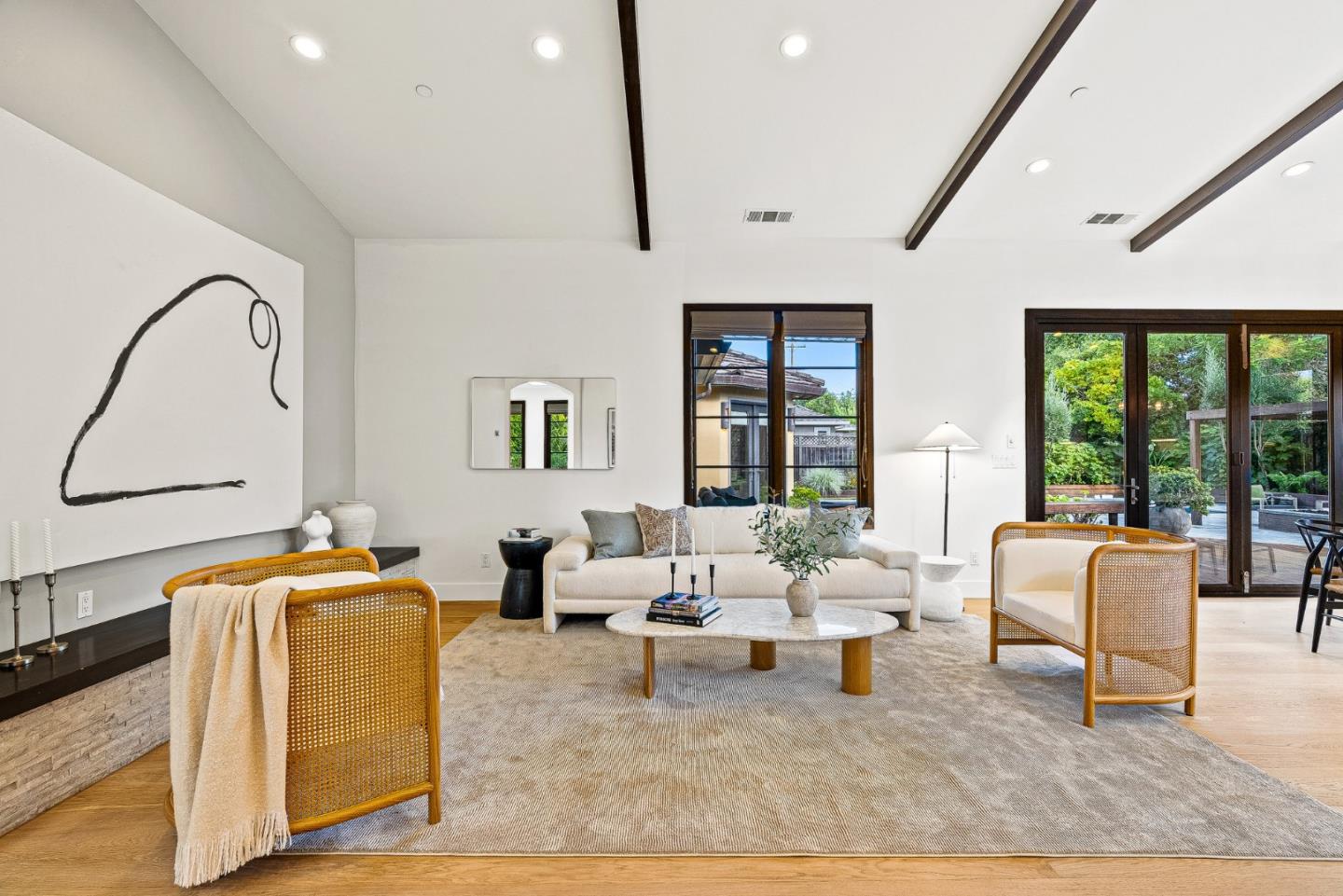 Detail Gallery Image 13 of 57 For 1683 Dalehurst Ave, Los Altos,  CA 94024 - 4 Beds | 2/1 Baths