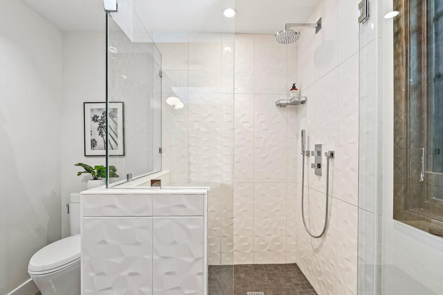 Detail Gallery Image 31 of 57 For 1683 Dalehurst Ave, Los Altos,  CA 94024 - 4 Beds | 2/1 Baths