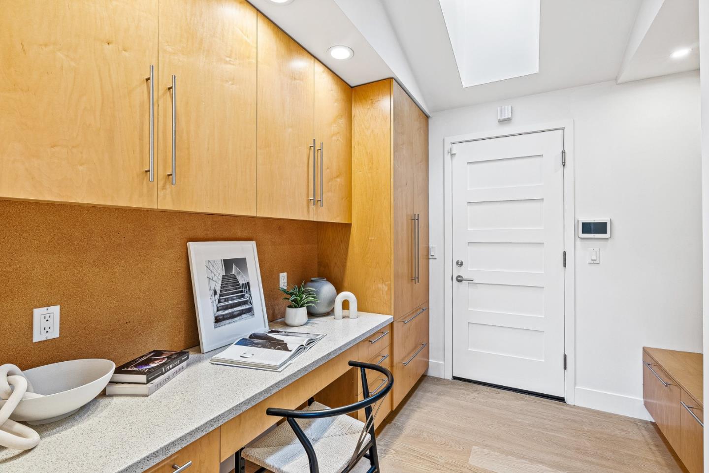Detail Gallery Image 37 of 57 For 1683 Dalehurst Ave, Los Altos,  CA 94024 - 4 Beds | 2/1 Baths