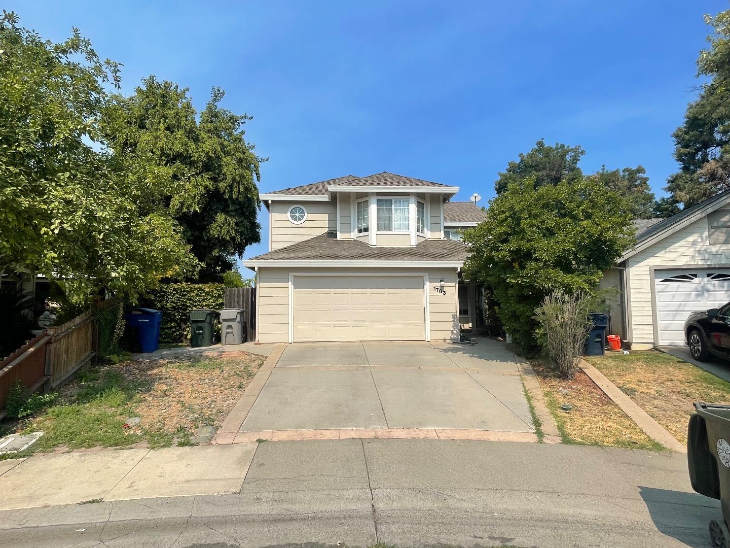 Detail Gallery Image 2 of 12 For 1763 Bridgecreek Dr, Sacramento,  CA 95833 - 4 Beds | 2/1 Baths