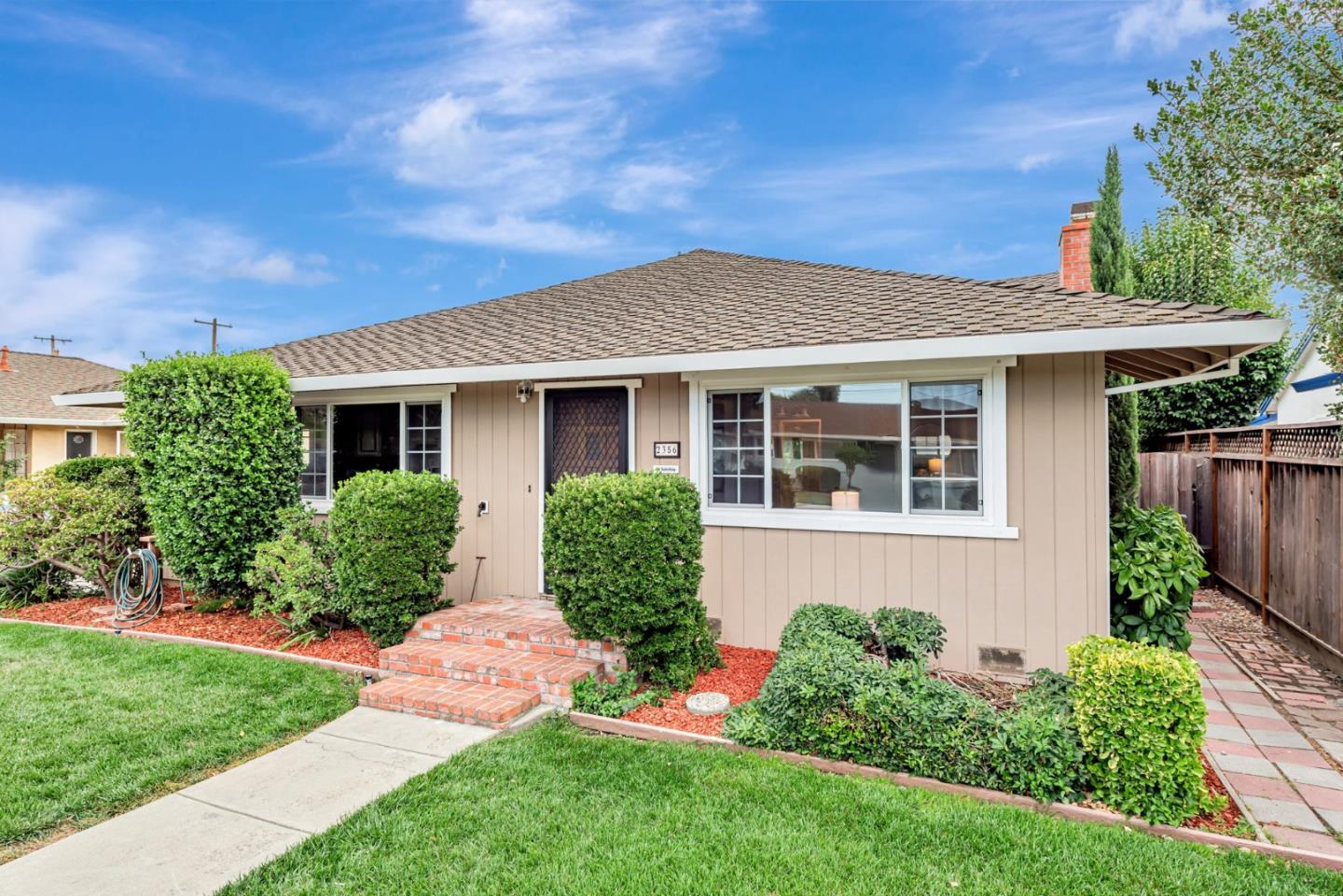 Detail Gallery Image 2 of 51 For 2356 Kay Dr, Santa Clara,  CA 95050 - 3 Beds | 2/1 Baths