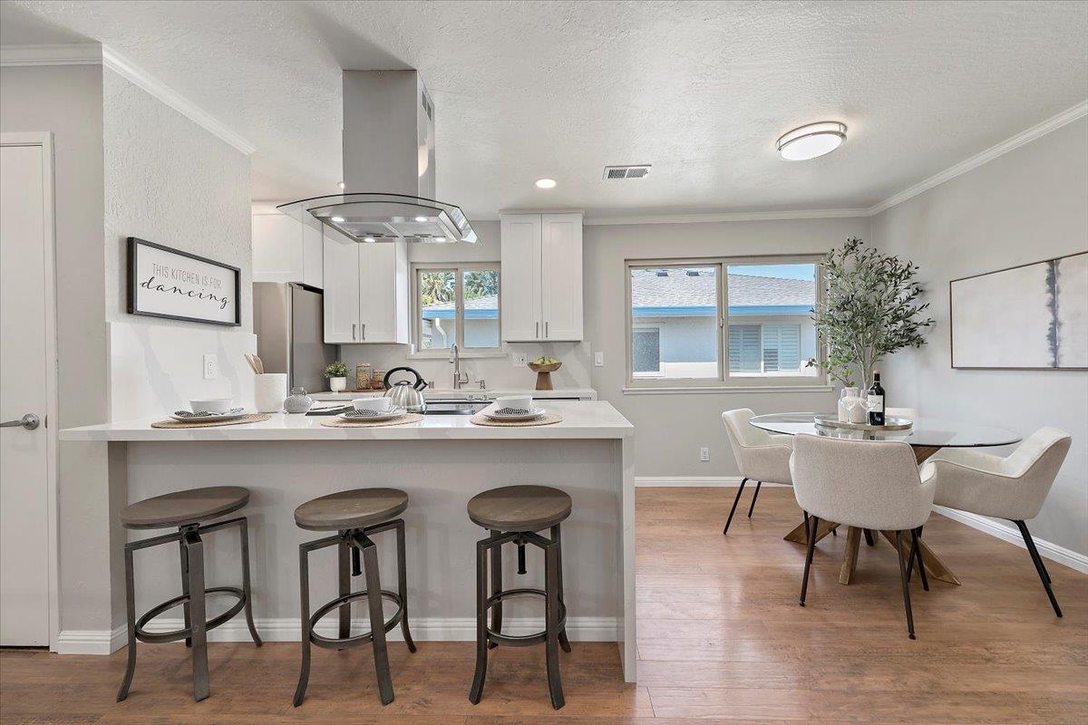 Detail Gallery Image 6 of 20 For 325 N 3rd St #4,  Campbell,  CA 95008 - 2 Beds | 1 Baths