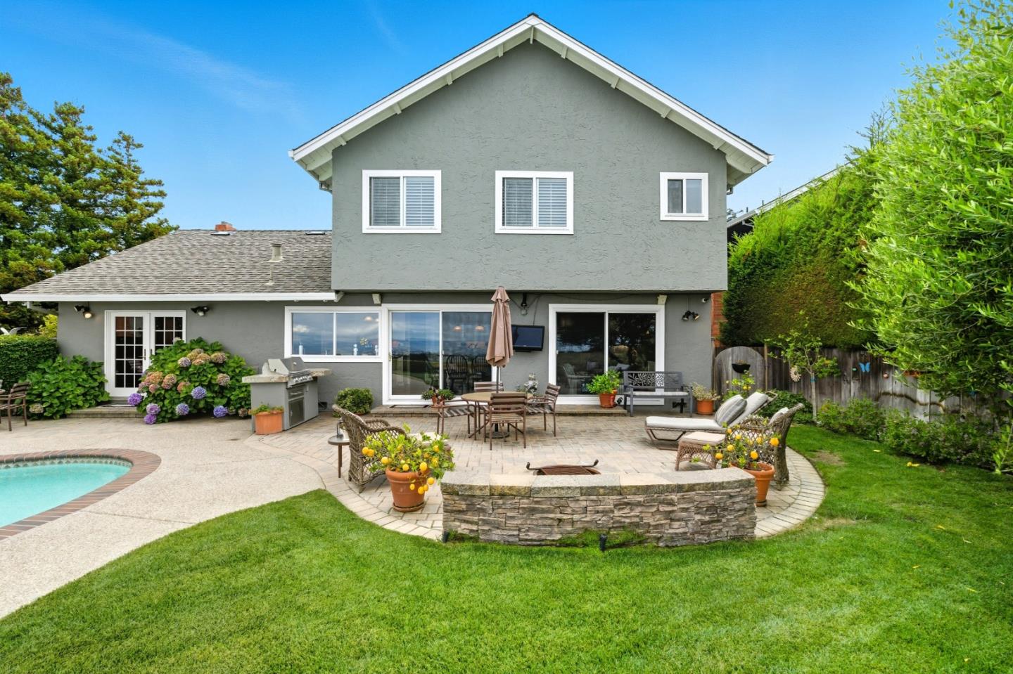 Detail Gallery Image 32 of 37 For 7 Somerset Ct, Belmont,  CA 94002 - 4 Beds | 2/1 Baths
