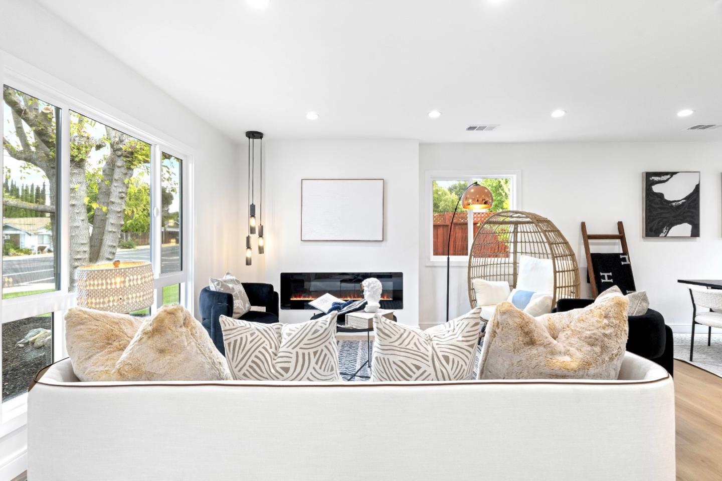 Detail Gallery Image 11 of 52 For 5540 Michigan Blvd, Concord,  CA 94521 - 3 Beds | 2 Baths