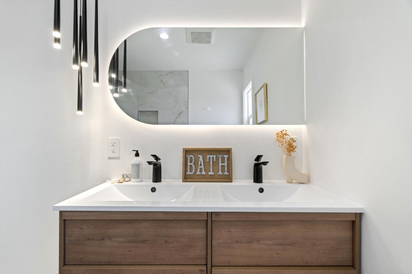 Detail Gallery Image 29 of 52 For 5540 Michigan Blvd, Concord,  CA 94521 - 3 Beds | 2 Baths