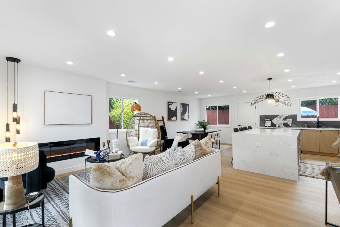 Detail Gallery Image 8 of 52 For 5540 Michigan Blvd, Concord,  CA 94521 - 3 Beds | 2 Baths