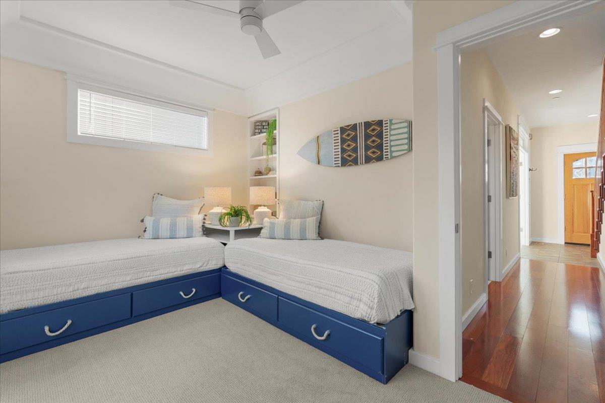 Detail Gallery Image 10 of 28 For 440 Lago Ln, Santa Cruz,  CA 95062 - 3 Beds | 2/1 Baths