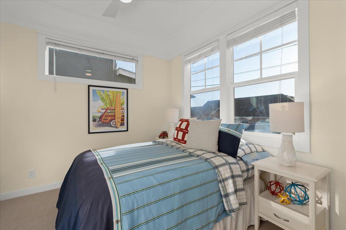 Detail Gallery Image 6 of 28 For 440 Lago Ln, Santa Cruz,  CA 95062 - 3 Beds | 2/1 Baths