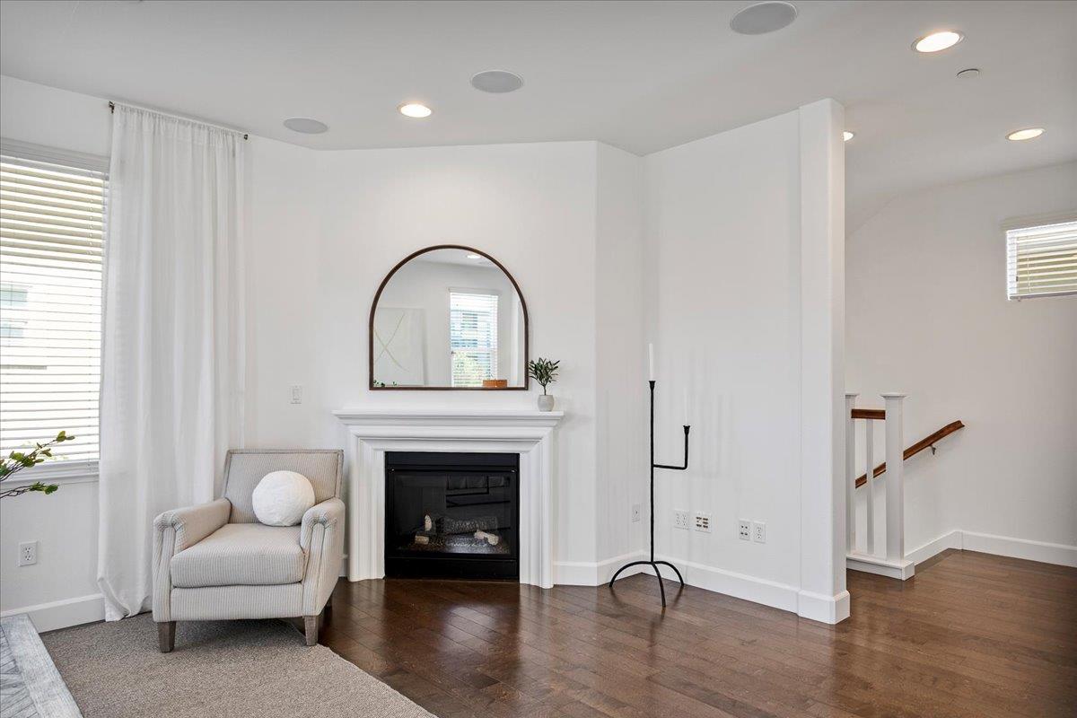 Detail Gallery Image 12 of 35 For 3593 Stout Pl, Santa Clara,  CA 95051 - 3 Beds | 3/1 Baths