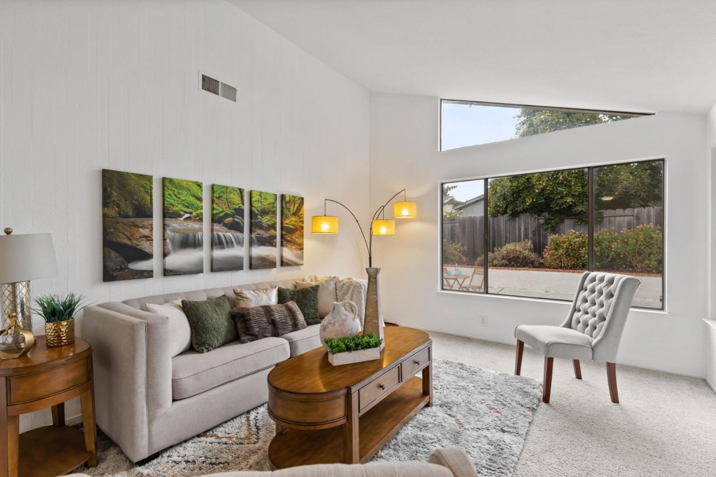 Detail Gallery Image 3 of 21 For 839 Leyte Ct, San Jose,  CA 95111 - 3 Beds | 1 Baths