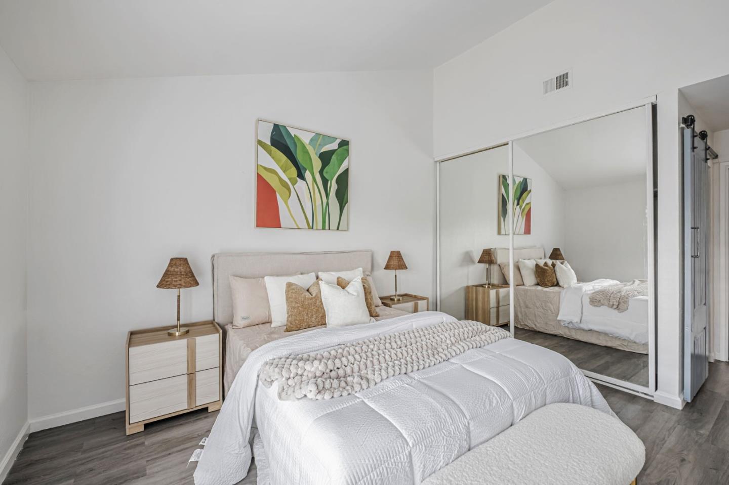 Detail Gallery Image 12 of 17 For 4379 Machado Dr, Concord,  CA 94521 - 2 Beds | 2 Baths
