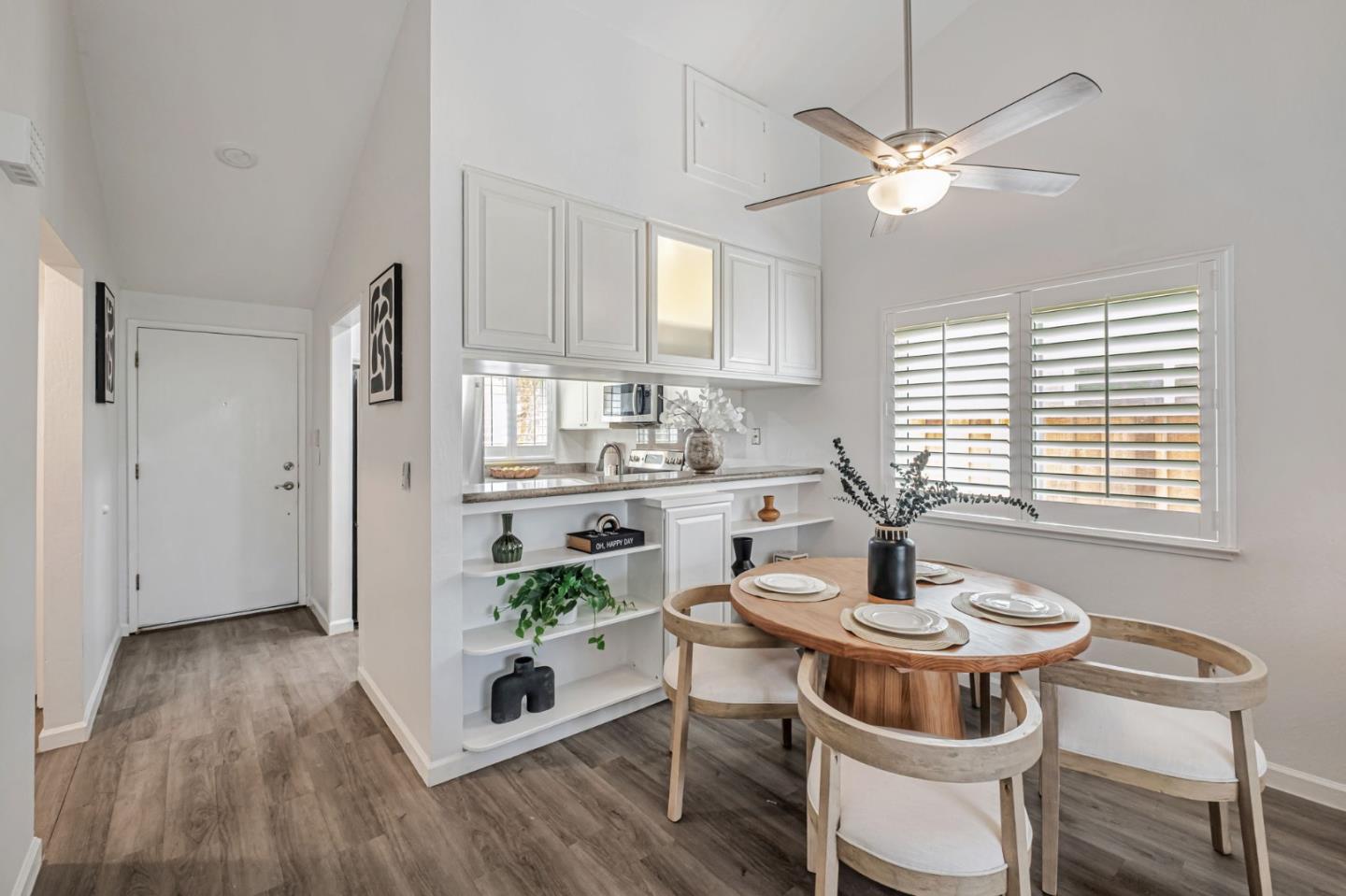 Detail Gallery Image 7 of 17 For 4379 Machado Dr, Concord,  CA 94521 - 2 Beds | 2 Baths