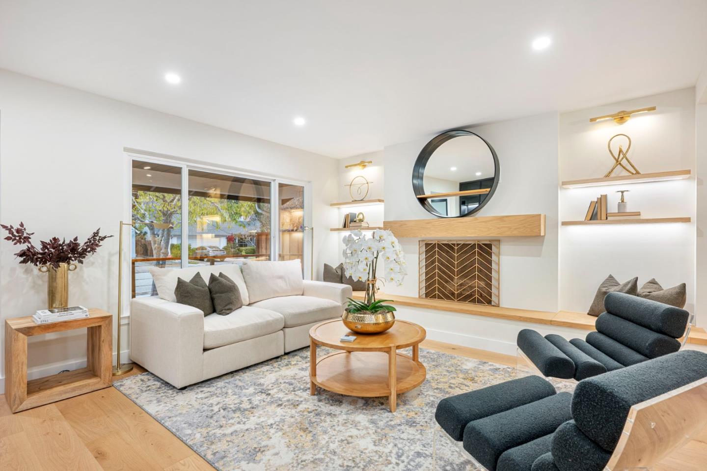Detail Gallery Image 6 of 30 For 2555 Crestmoor Dr, San Bruno,  CA 94066 - 3 Beds | 2 Baths