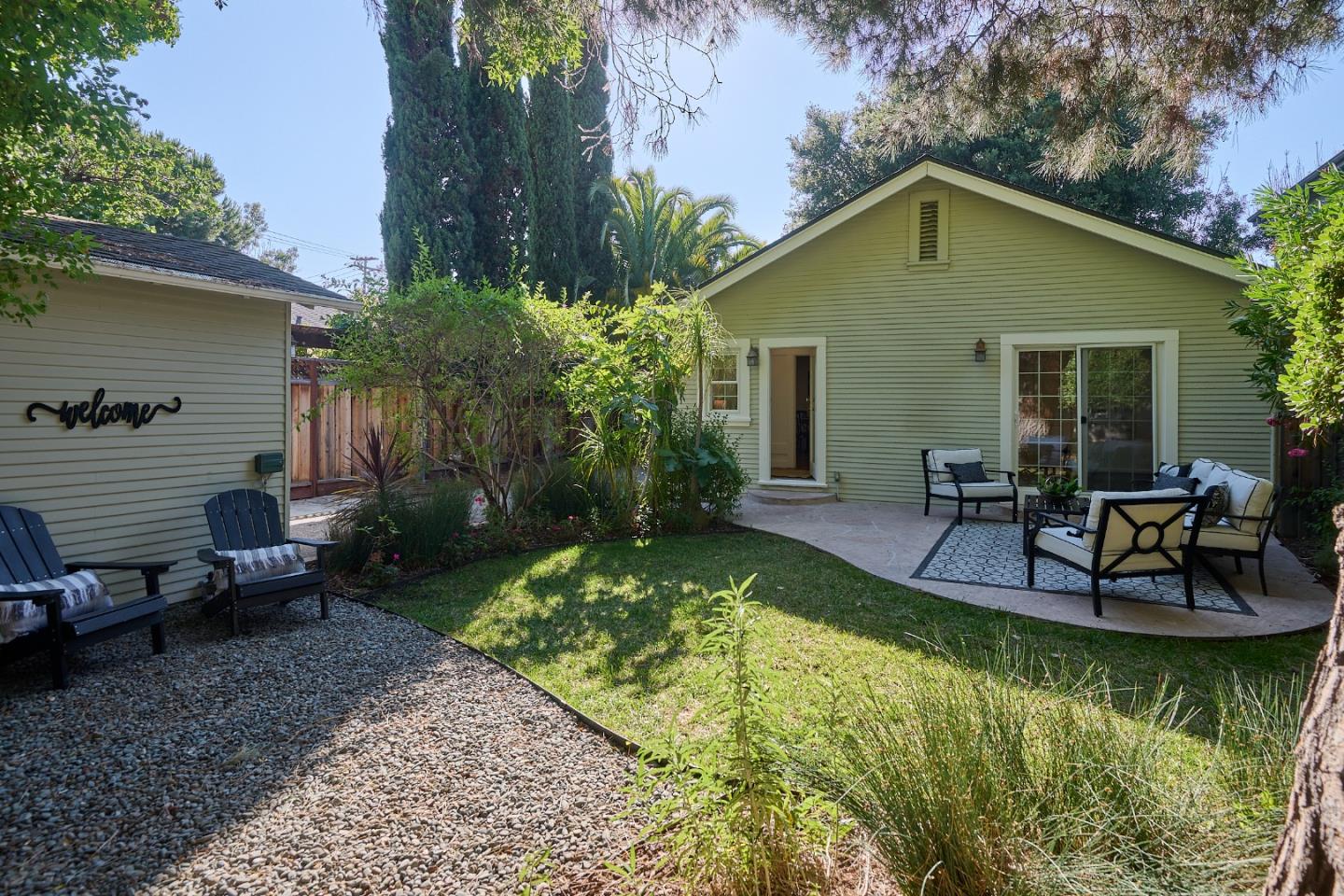Detail Gallery Image 20 of 25 For 767 Calderon Ave, Mountain View,  CA 94041 - 2 Beds | 1 Baths