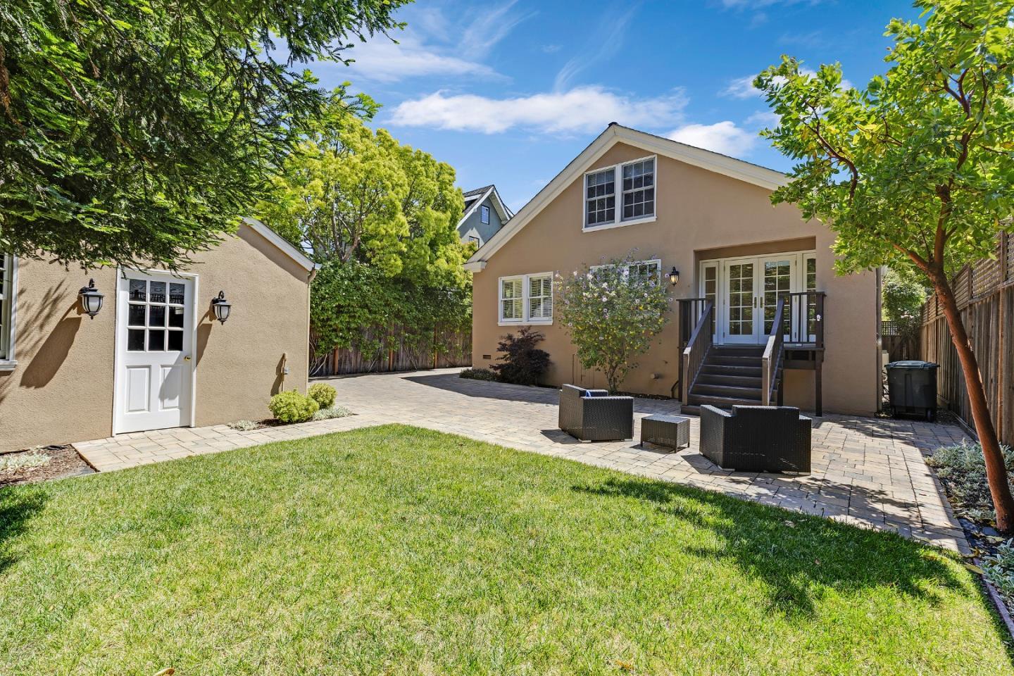 Detail Gallery Image 42 of 42 For 838 Walnut Ave, Burlingame,  CA 94010 - 4 Beds | 4 Baths