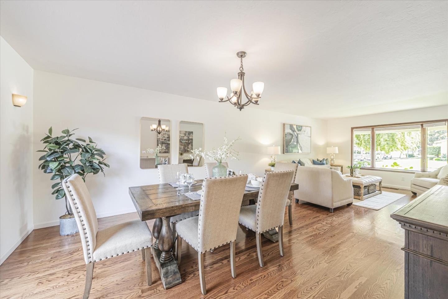 Detail Gallery Image 11 of 22 For 1350 Elwood Dr, Los Gatos,  CA 95032 - 5 Beds | 2/1 Baths