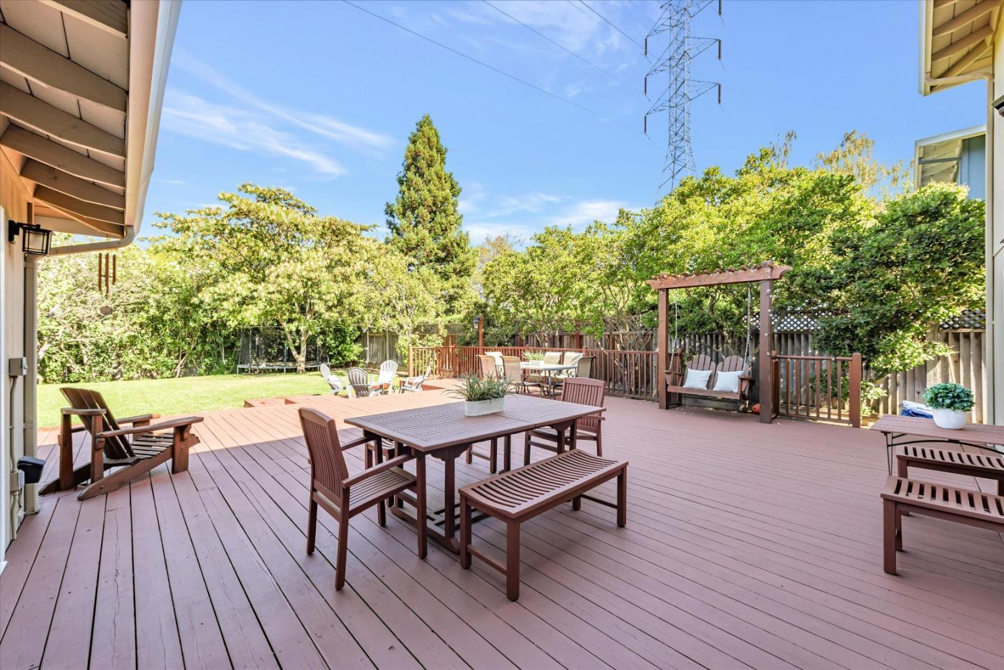 Detail Gallery Image 5 of 22 For 1350 Elwood Dr, Los Gatos,  CA 95032 - 5 Beds | 2/1 Baths
