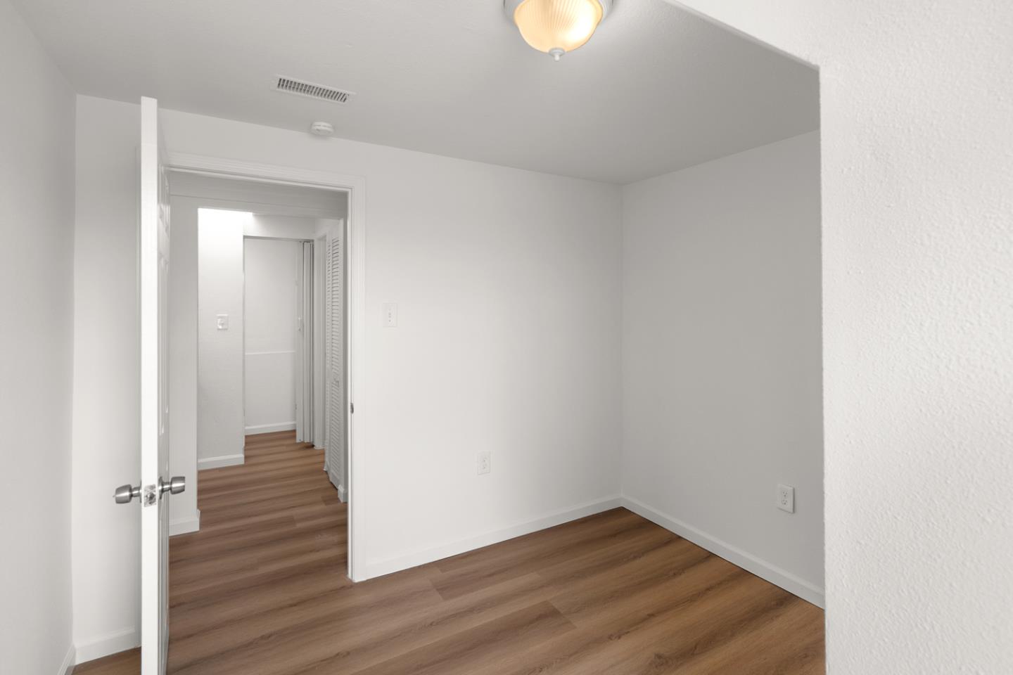 Detail Gallery Image 23 of 45 For 327 Willits St, Daly City,  CA 94014 - 4 Beds | 1 Baths