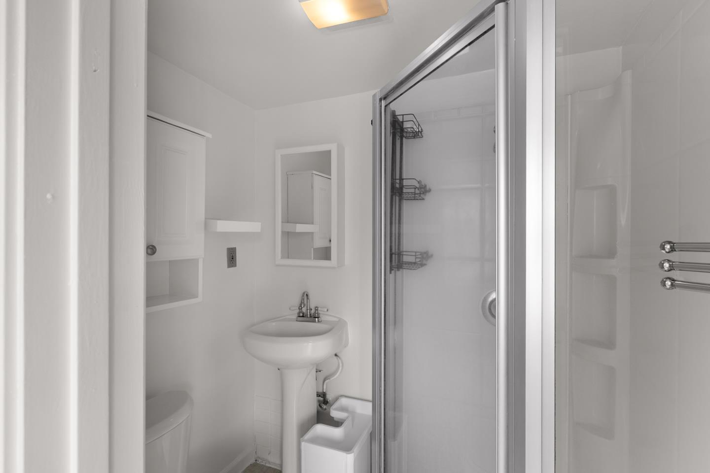Detail Gallery Image 37 of 45 For 327 Willits St, Daly City,  CA 94014 - 4 Beds | 1 Baths