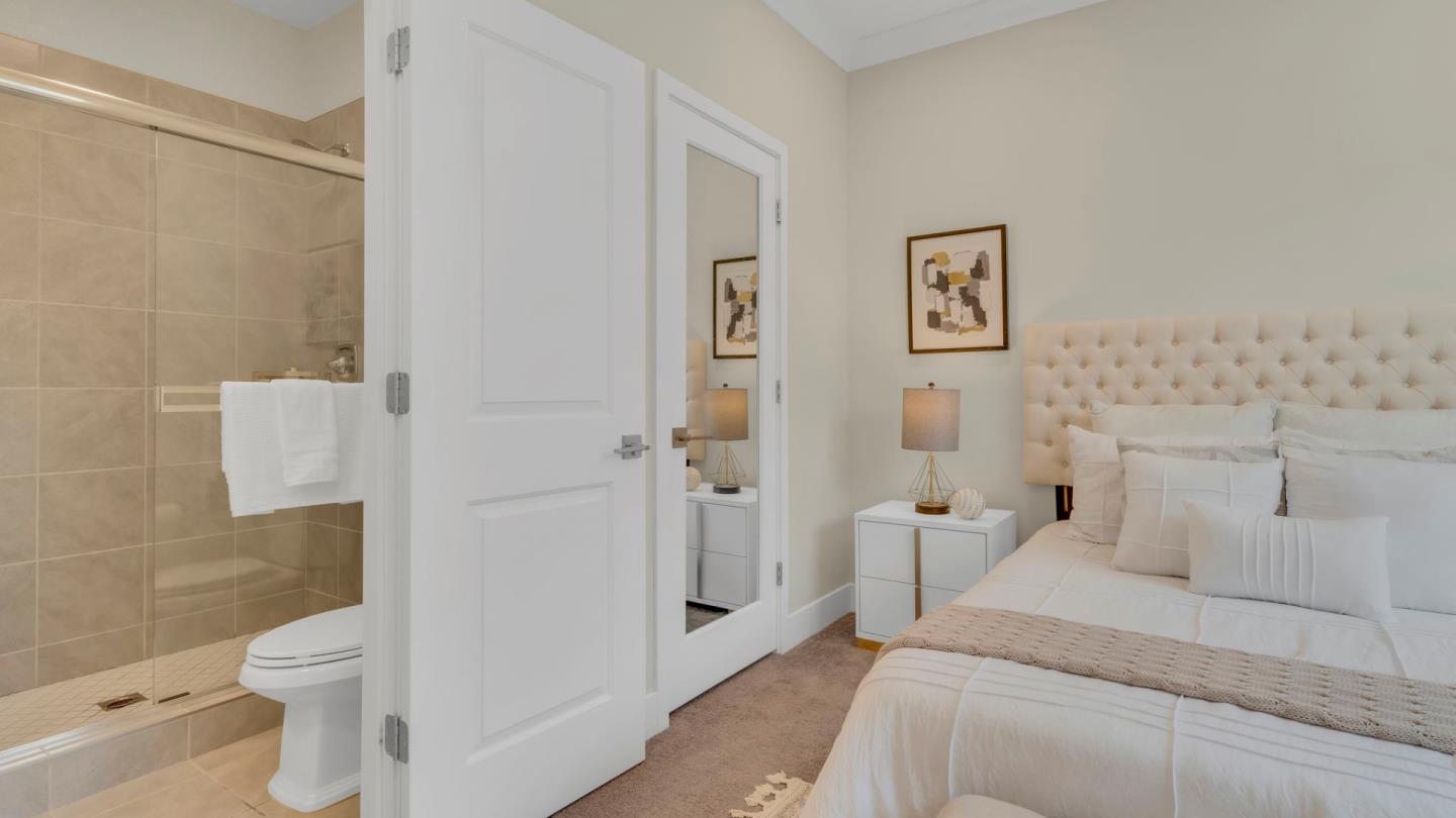 Detail Gallery Image 25 of 63 For 647 Alamo Ct, Mountain View,  CA 94043 - 2 Beds | 2/1 Baths