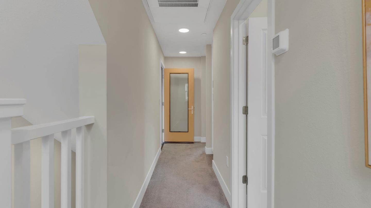 Detail Gallery Image 35 of 63 For 647 Alamo Ct, Mountain View,  CA 94043 - 2 Beds | 2/1 Baths