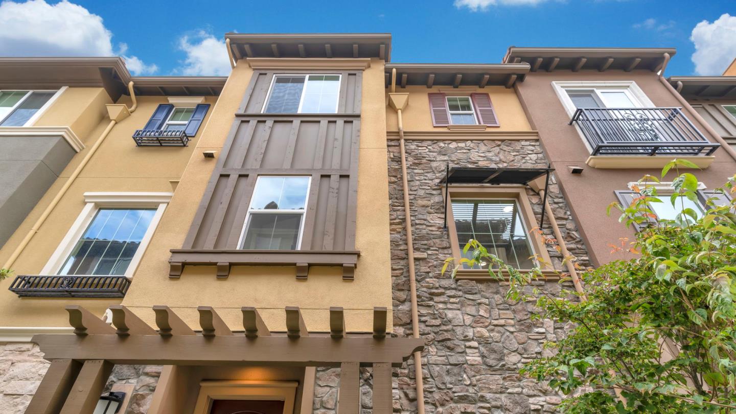 Detail Gallery Image 45 of 63 For 647 Alamo Ct, Mountain View,  CA 94043 - 2 Beds | 2/1 Baths