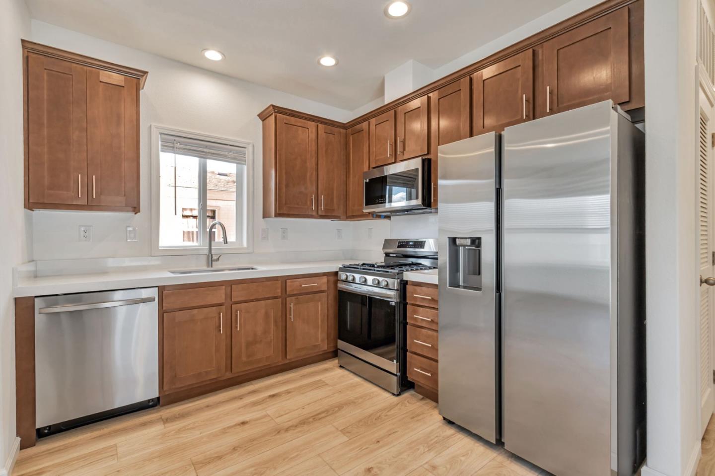 Detail Gallery Image 10 of 30 For 1500 Virginia Pl #149,  San Jose,  CA 95116 - 2 Beds | 1 Baths