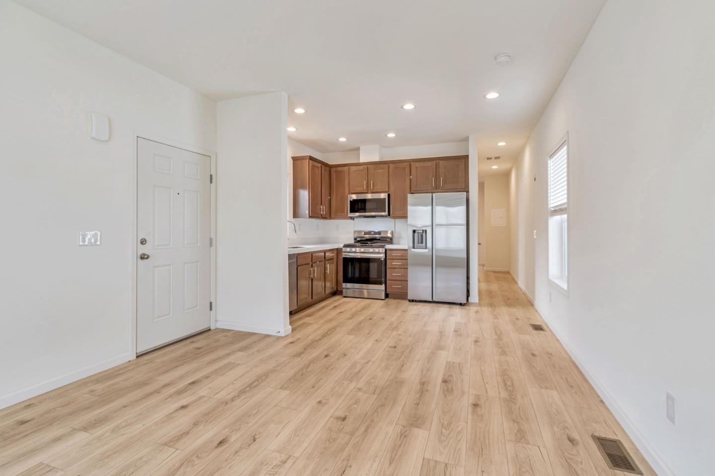Detail Gallery Image 7 of 30 For 1500 Virginia Pl #149,  San Jose,  CA 95116 - 2 Beds | 1 Baths