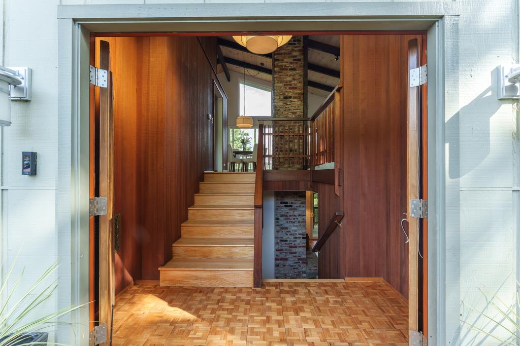 Detail Gallery Image 7 of 37 For 250 Carol Way, Aptos,  CA 95003 - 3 Beds | 2 Baths