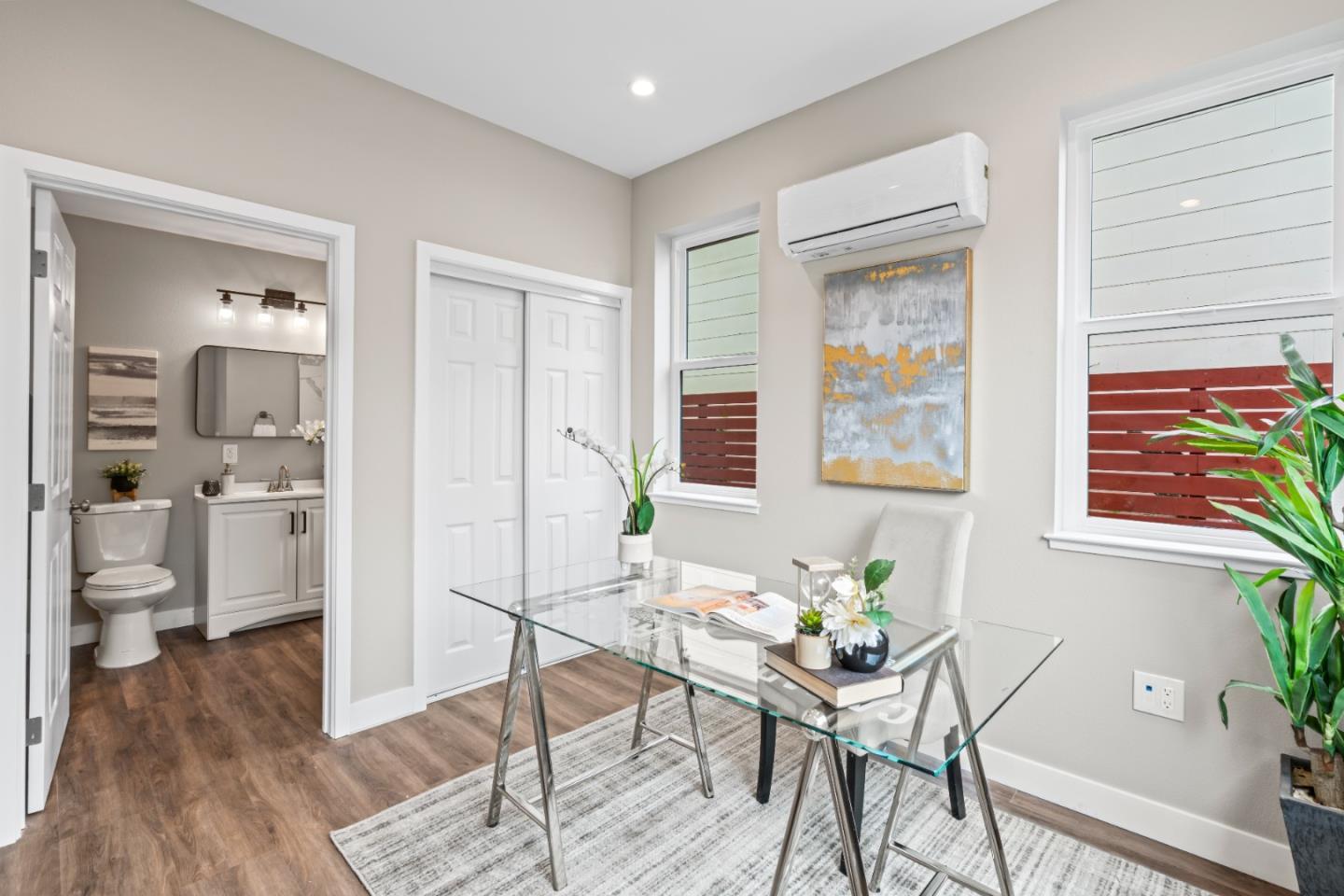 Detail Gallery Image 16 of 43 For 645 Baden Ave #4,  South San Francisco,  CA 94080 - 4 Beds | 3/1 Baths