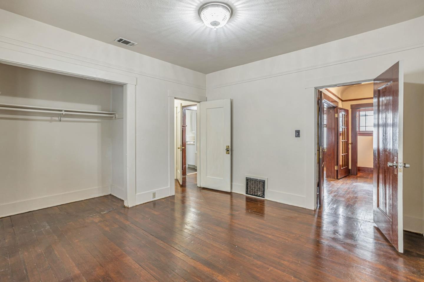 Detail Gallery Image 15 of 37 For 84 S 5th St, San Jose,  CA 95112 - 2 Beds | 1 Baths