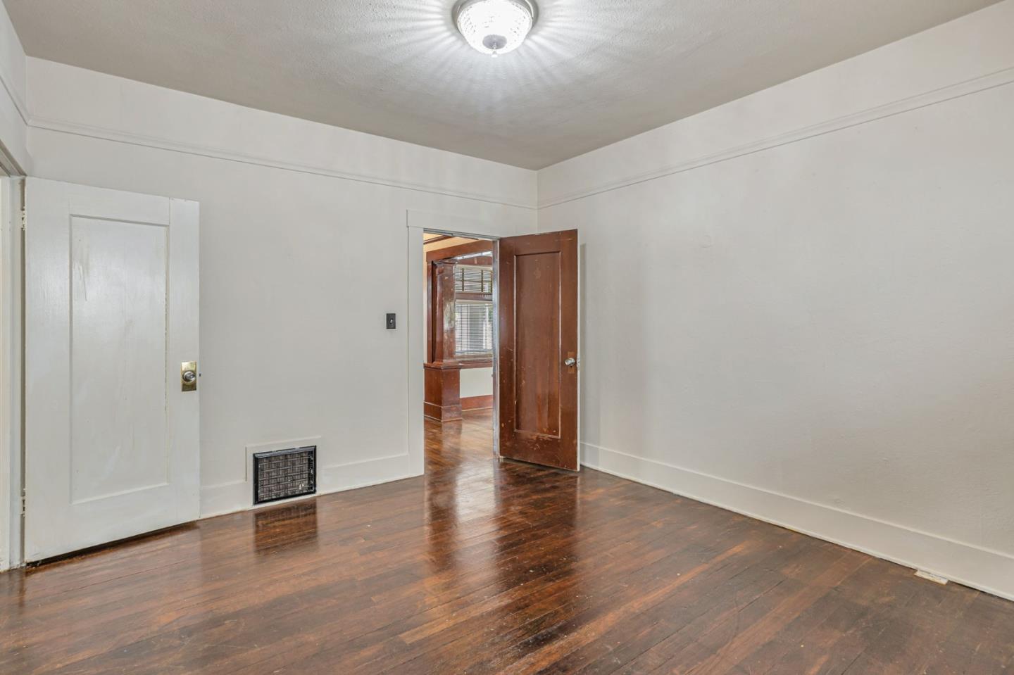 Detail Gallery Image 16 of 37 For 84 S 5th St, San Jose,  CA 95112 - 2 Beds | 1 Baths