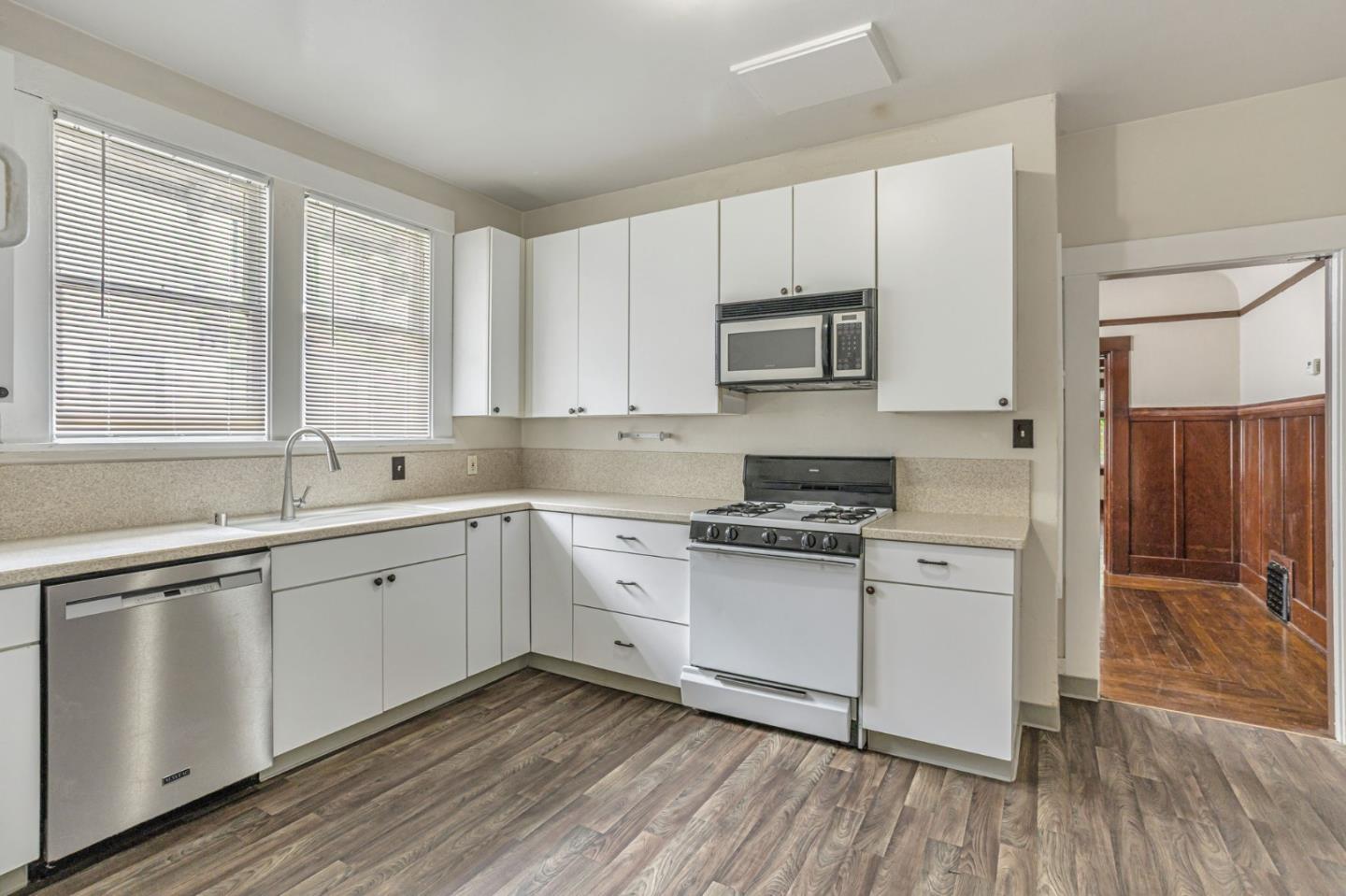 Detail Gallery Image 20 of 37 For 84 S 5th St, San Jose,  CA 95112 - 2 Beds | 1 Baths