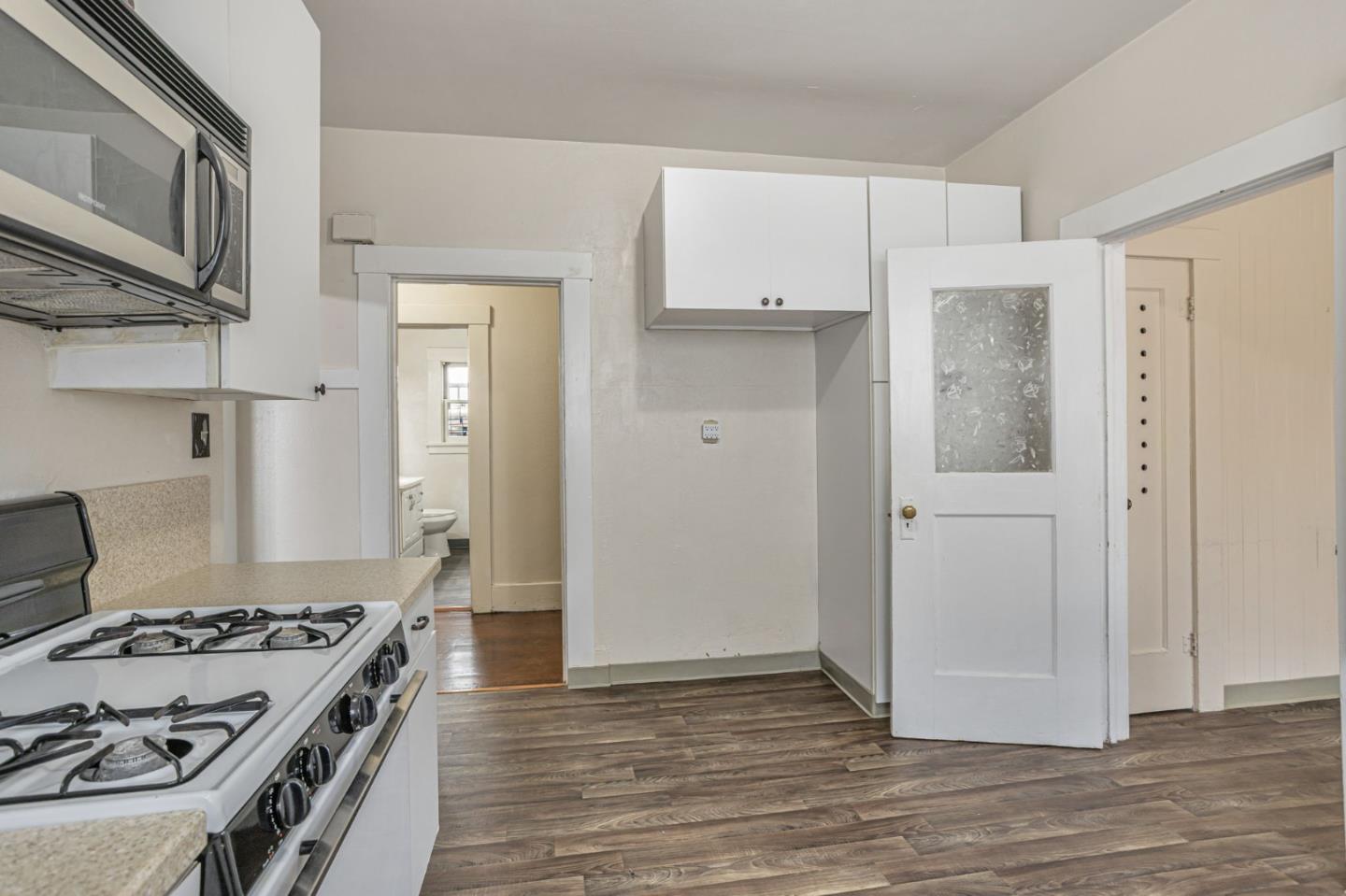 Detail Gallery Image 21 of 37 For 84 S 5th St, San Jose,  CA 95112 - 2 Beds | 1 Baths