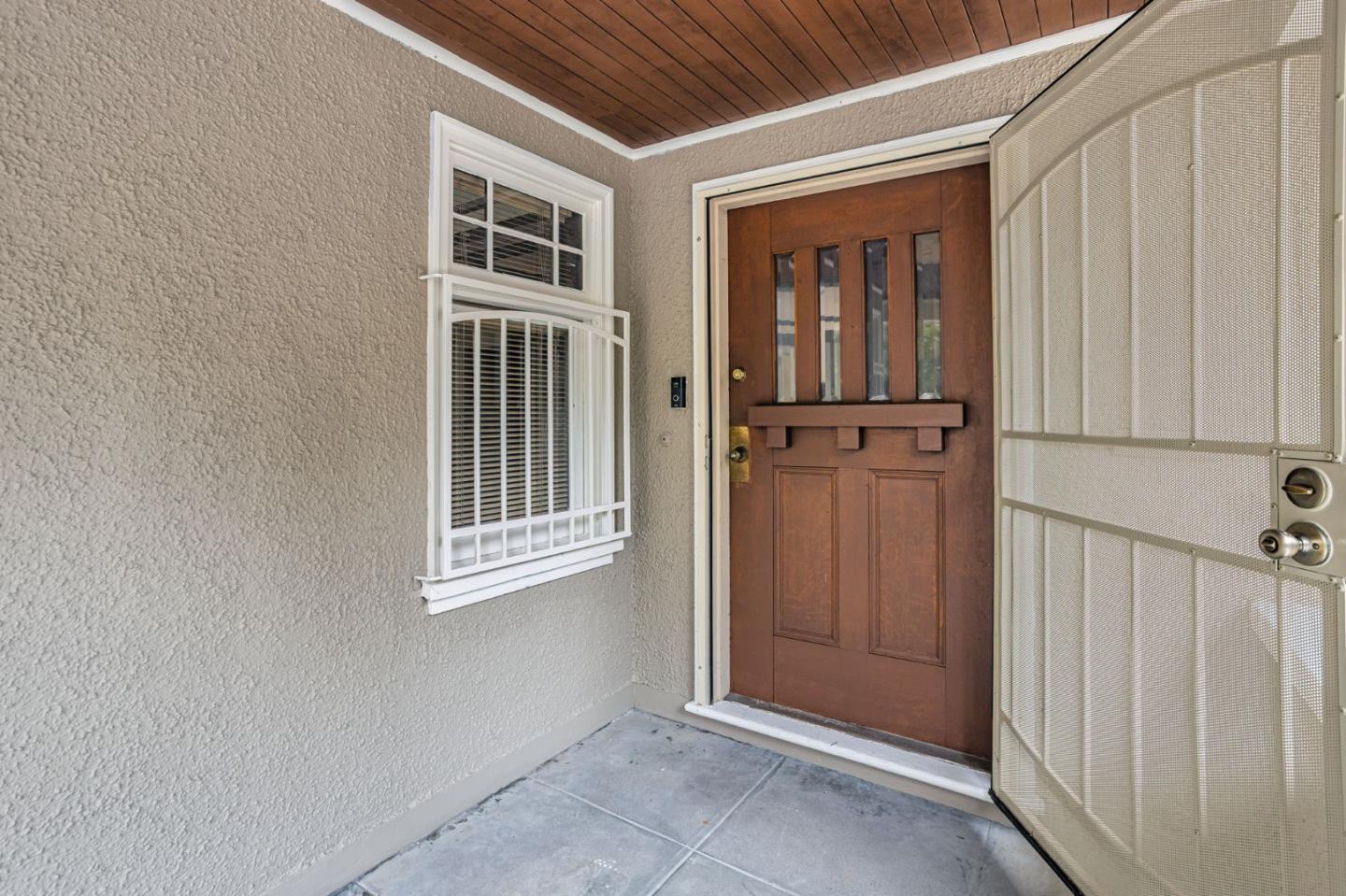 Detail Gallery Image 7 of 37 For 84 S 5th St, San Jose,  CA 95112 - 2 Beds | 1 Baths