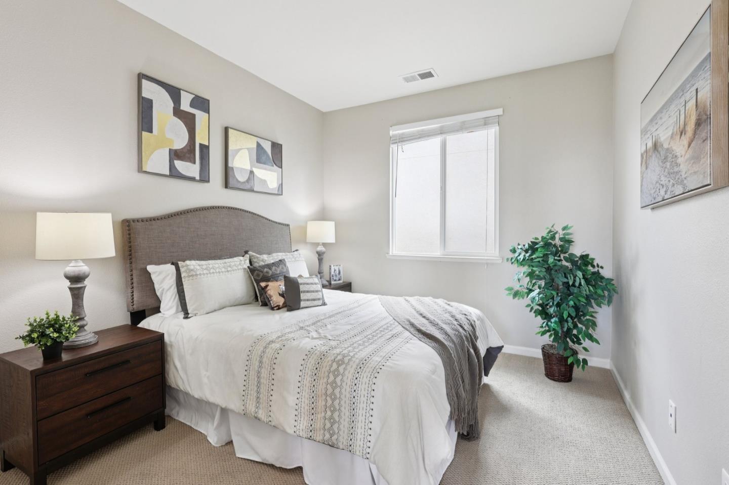 Detail Gallery Image 20 of 37 For 723 Misty Cir, Livermore,  CA 94550 - 3 Beds | 2/1 Baths