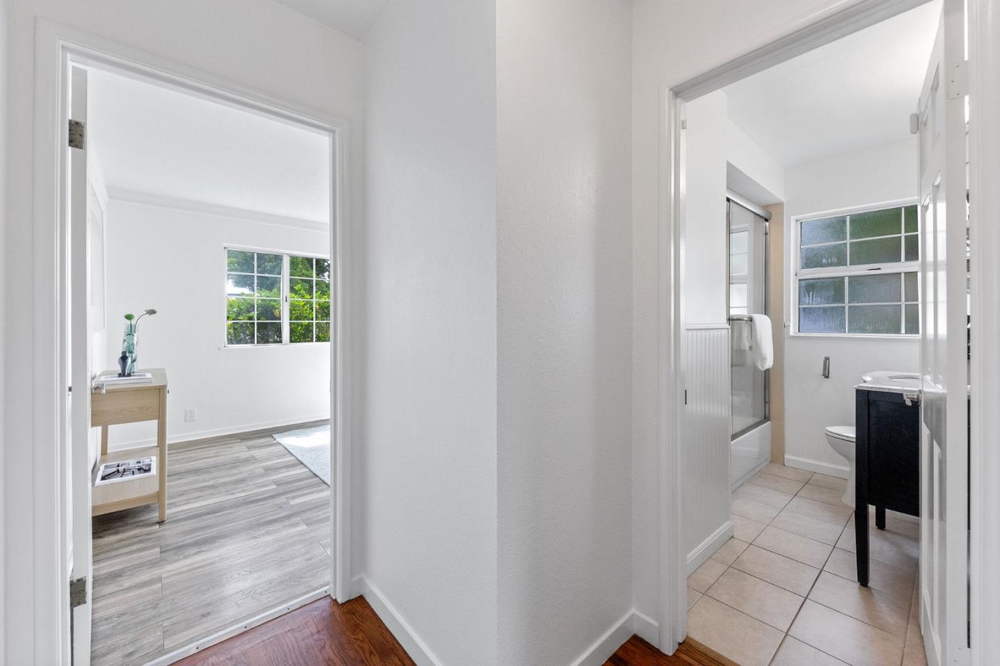 Detail Gallery Image 19 of 45 For 2204 Lobert St, Castro Valley,  CA 94546 - 2 Beds | 1 Baths