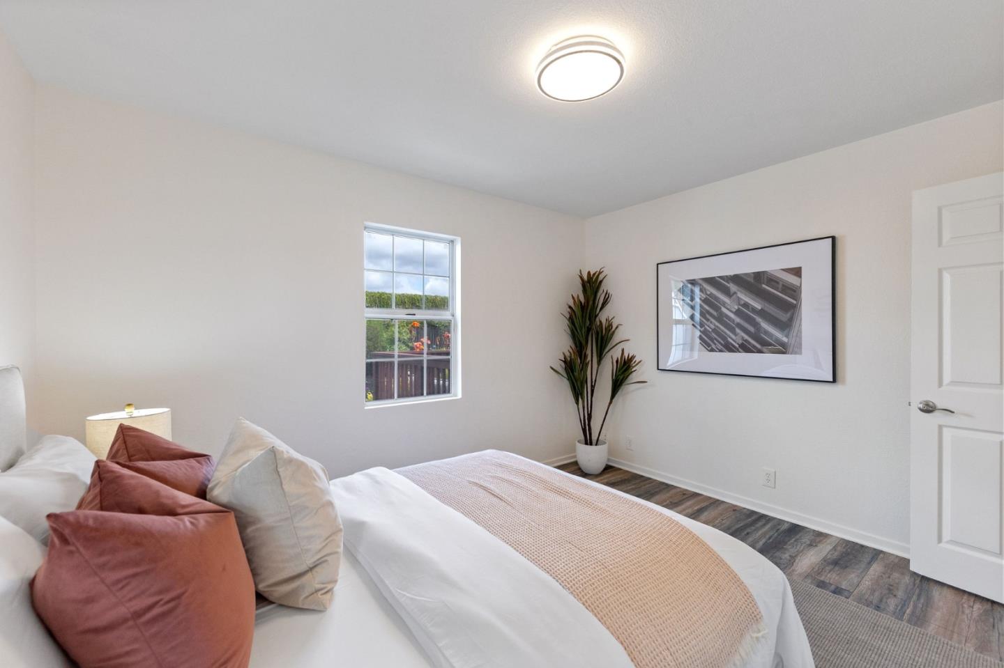 Detail Gallery Image 24 of 45 For 2204 Lobert St, Castro Valley,  CA 94546 - 2 Beds | 1 Baths