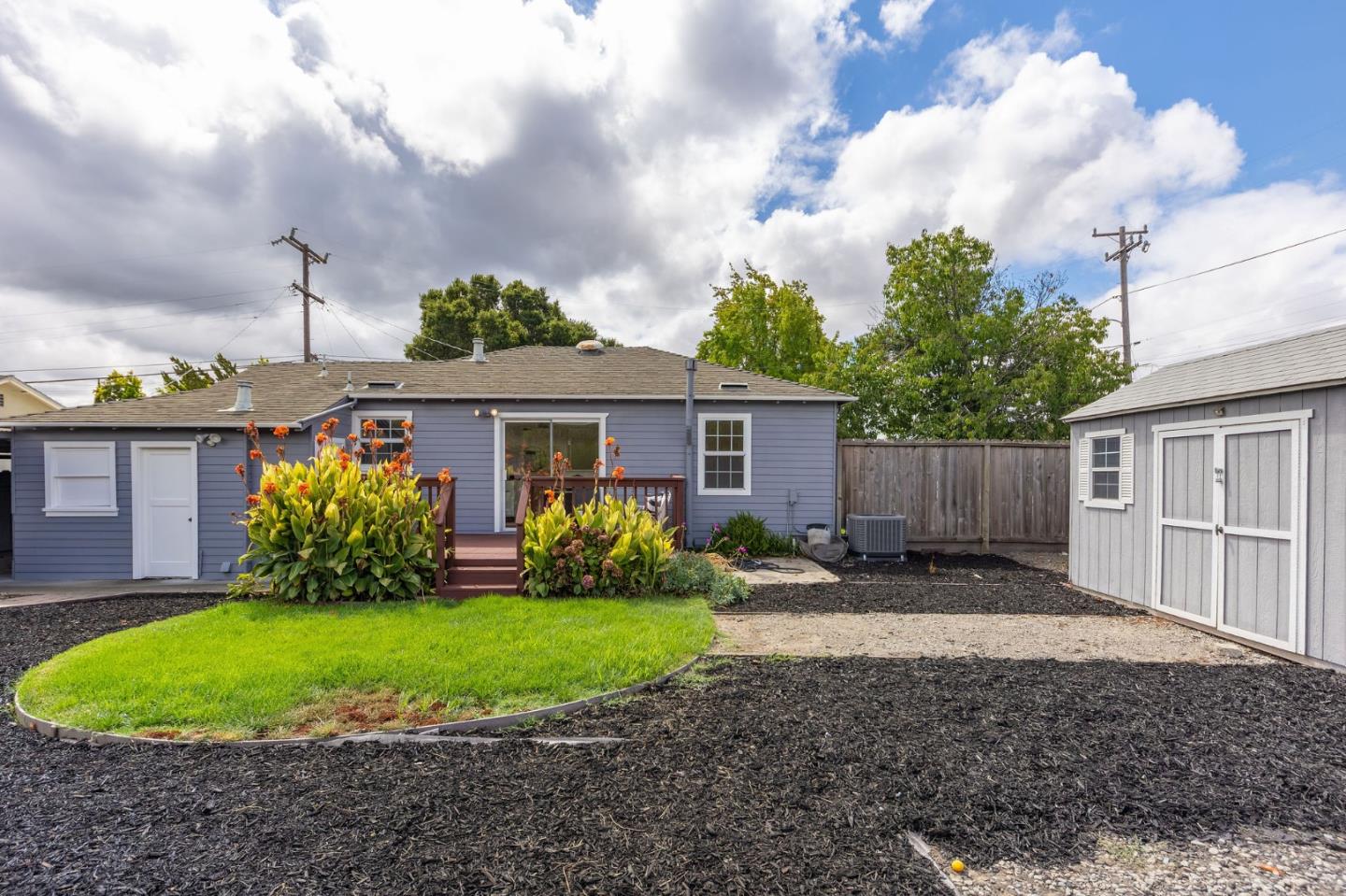Detail Gallery Image 37 of 45 For 2204 Lobert St, Castro Valley,  CA 94546 - 2 Beds | 1 Baths
