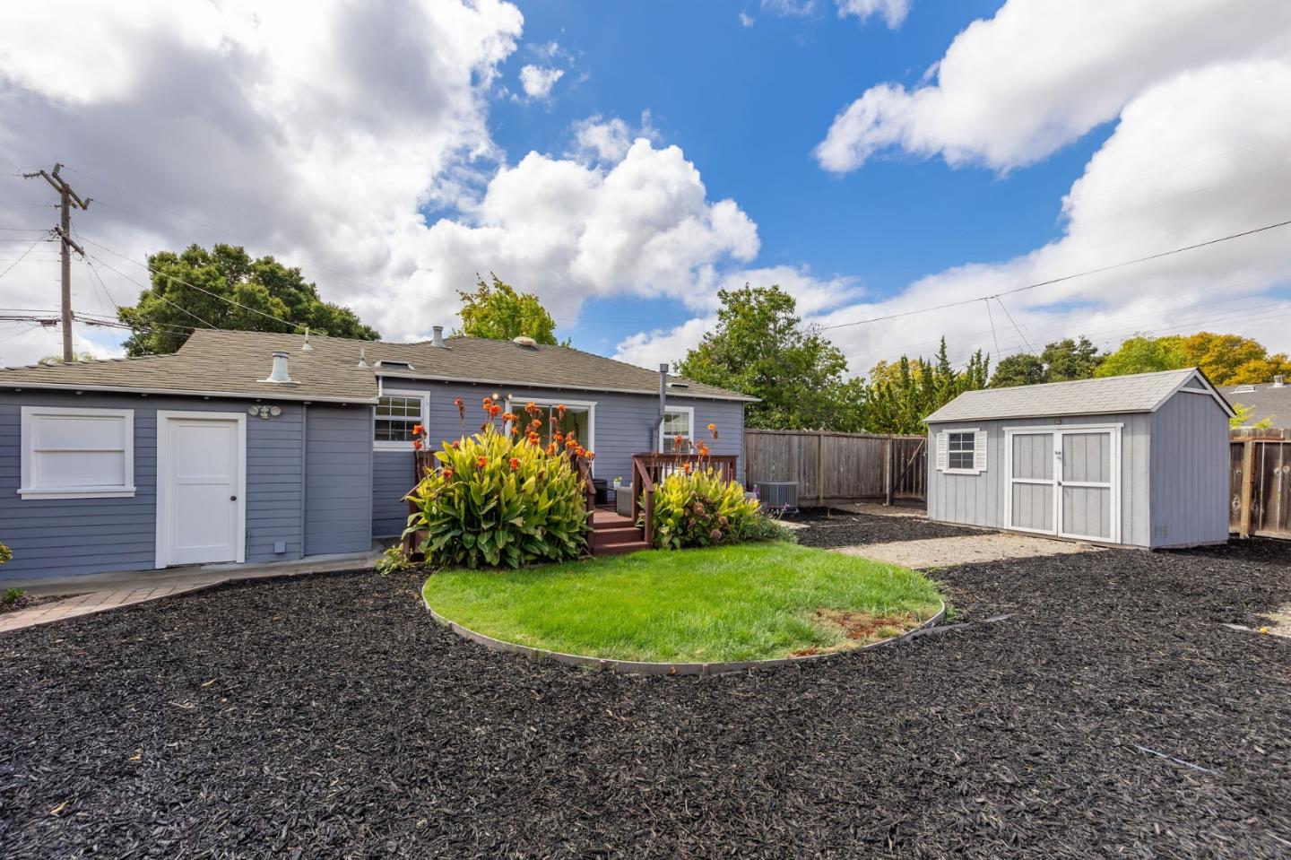 Detail Gallery Image 39 of 45 For 2204 Lobert St, Castro Valley,  CA 94546 - 2 Beds | 1 Baths