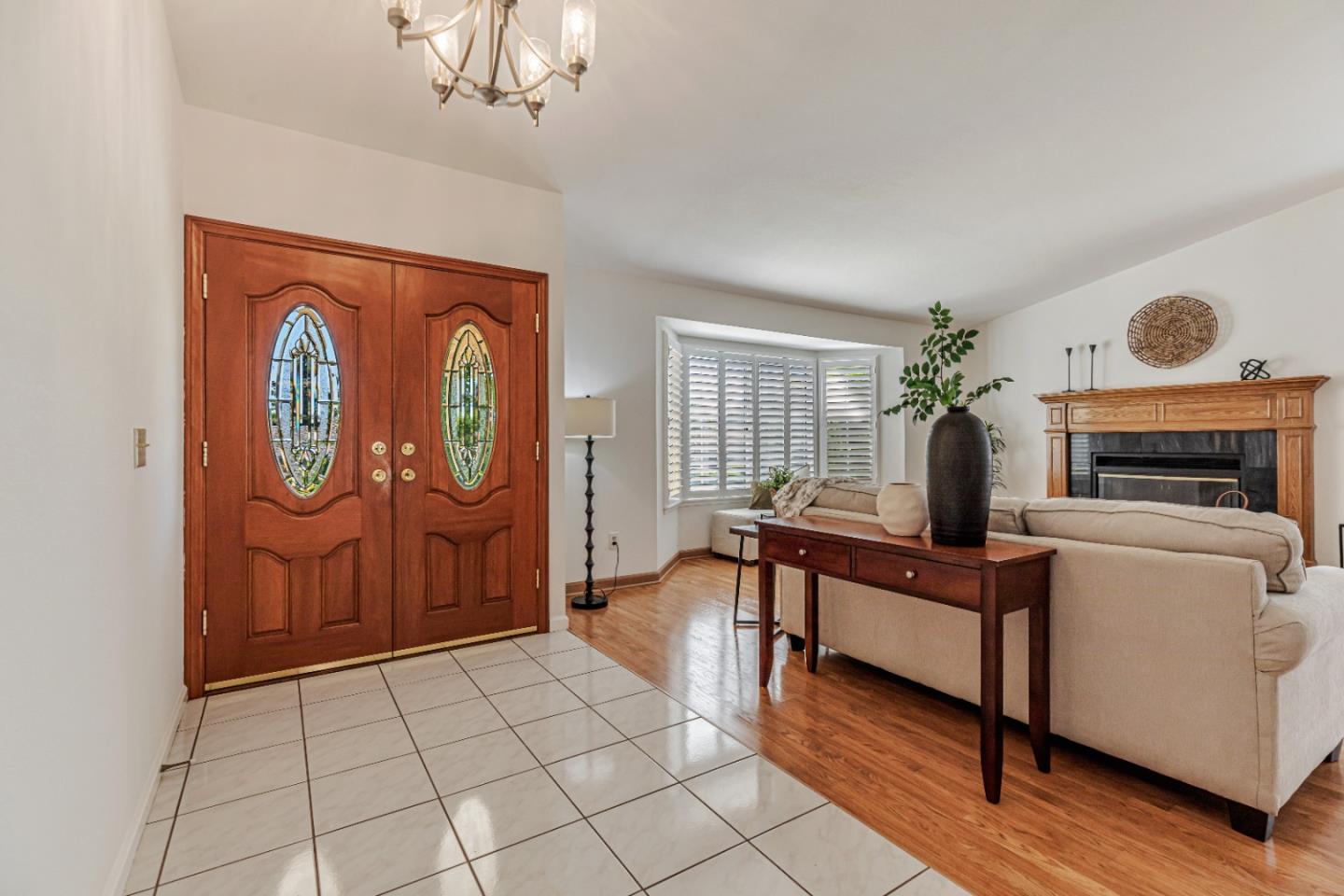 Detail Gallery Image 11 of 41 For 37 Bruces Ct, Hollister,  CA 95023 - 3 Beds | 2 Baths