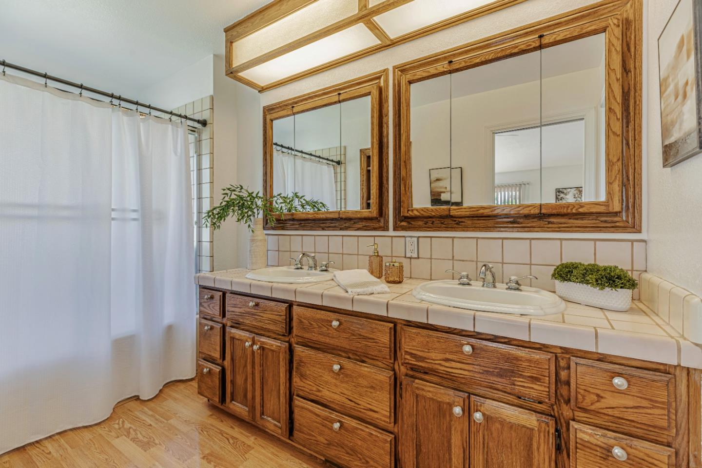 Detail Gallery Image 34 of 41 For 37 Bruces Ct, Hollister,  CA 95023 - 3 Beds | 2 Baths