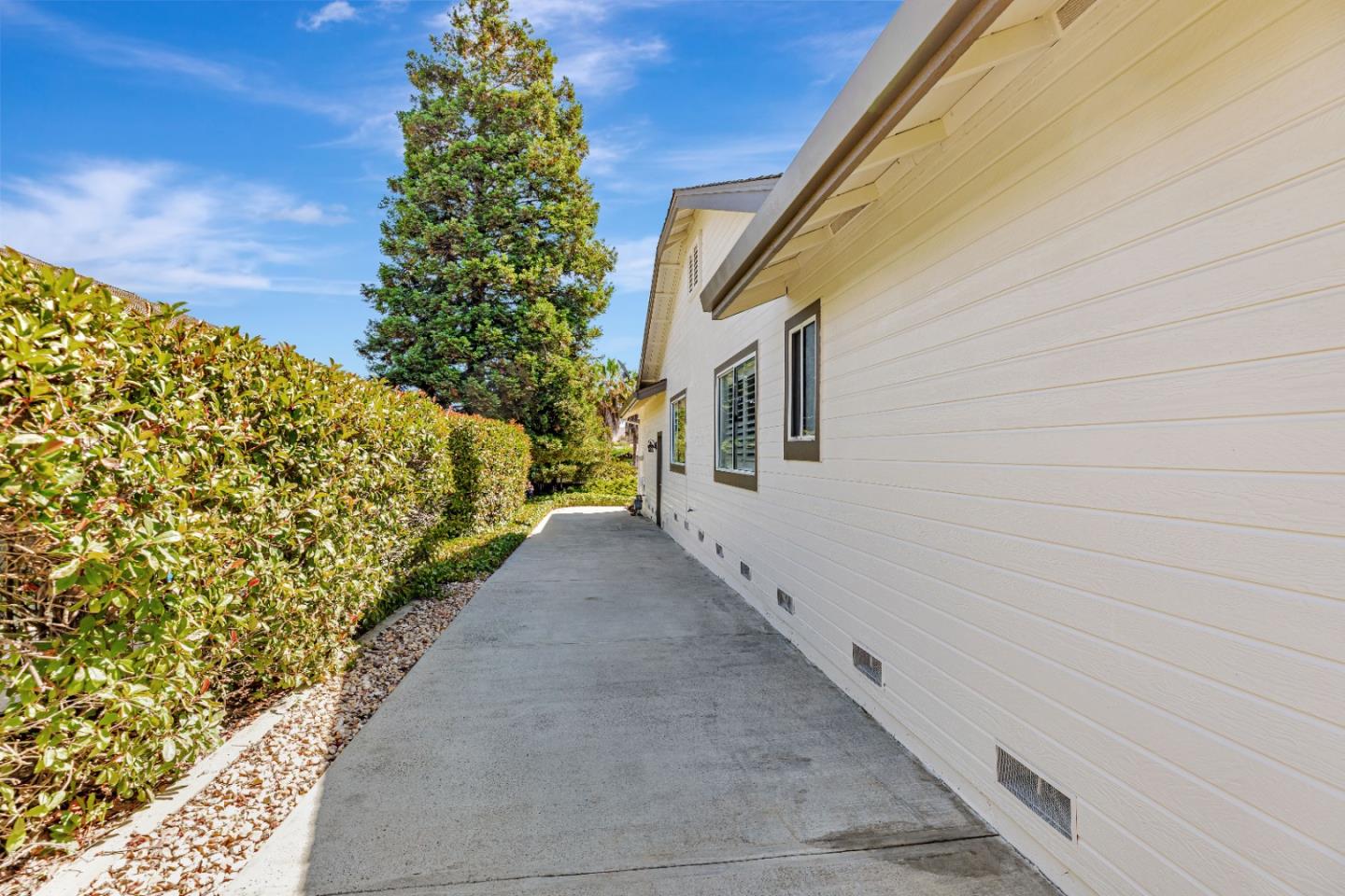 Detail Gallery Image 38 of 41 For 37 Bruces Ct, Hollister,  CA 95023 - 3 Beds | 2 Baths