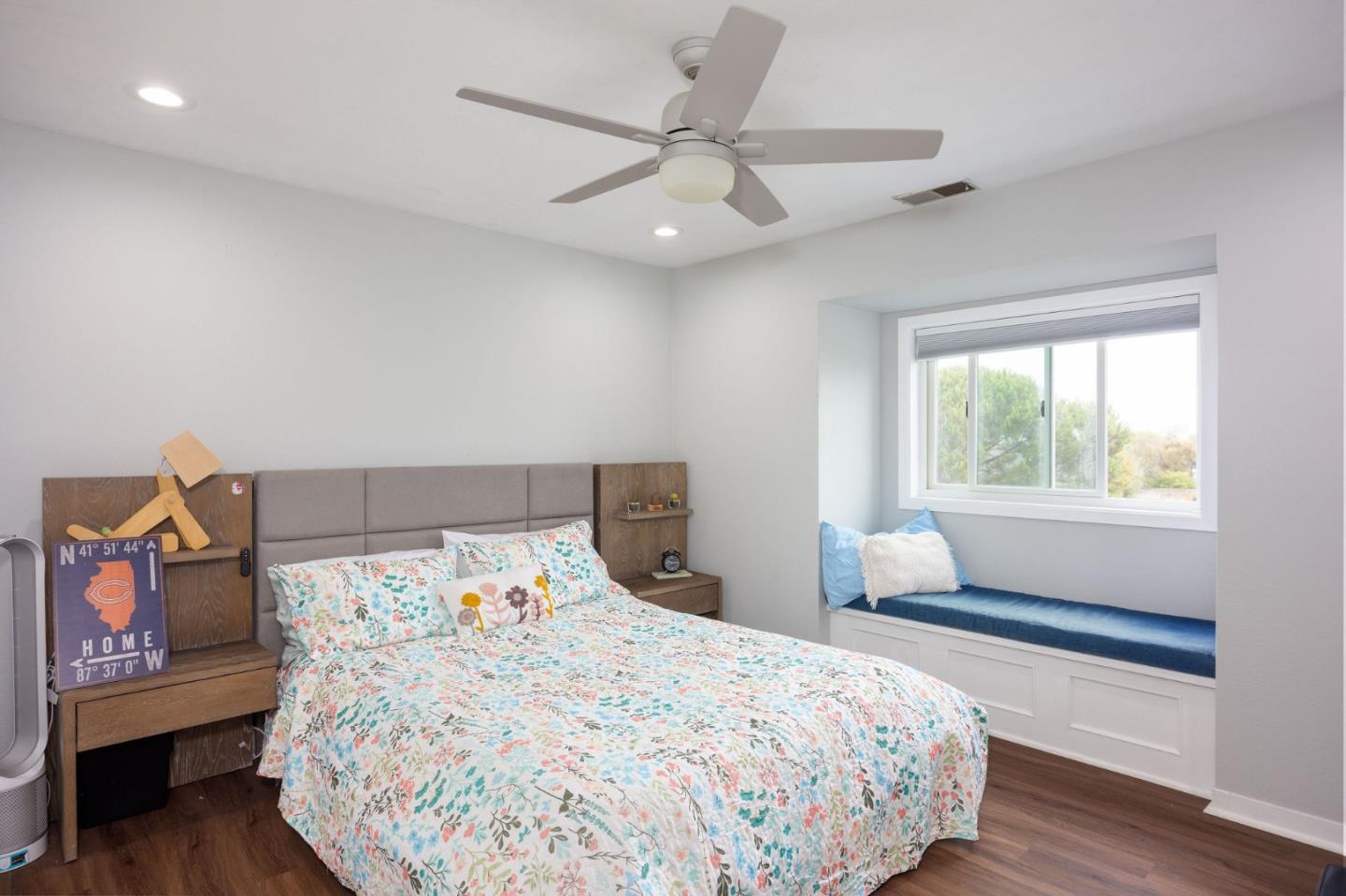 Detail Gallery Image 27 of 46 For 2300 Burning Tree Rd, Half Moon Bay,  CA 94019 - 5 Beds | 4/1 Baths