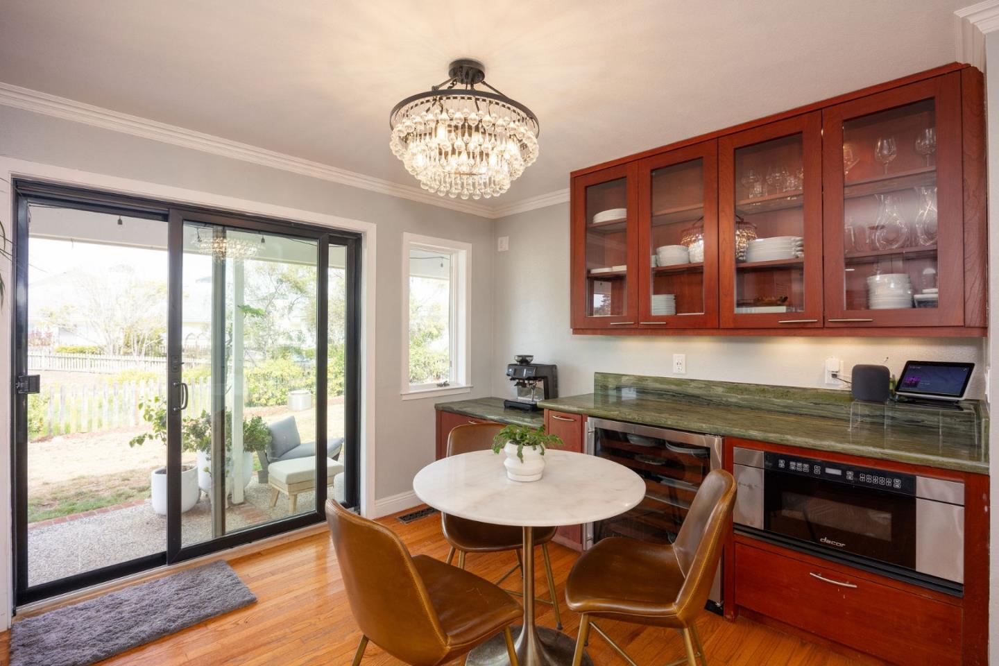 Detail Gallery Image 9 of 46 For 2300 Burning Tree Rd, Half Moon Bay,  CA 94019 - 5 Beds | 4/1 Baths