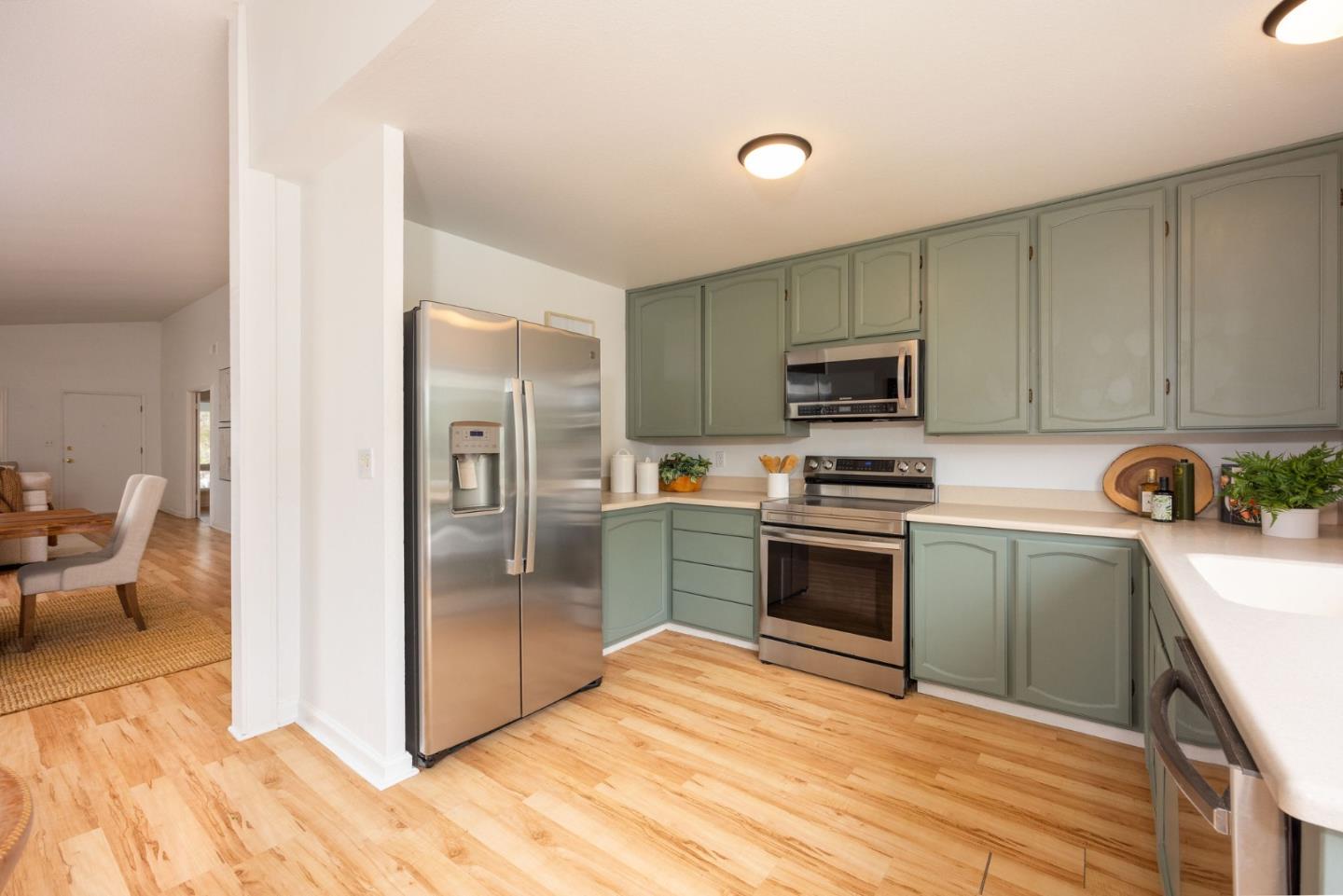 Detail Gallery Image 16 of 35 For 120 Bridgeport Dr, Half Moon Bay,  CA 94019 - 4 Beds | 2 Baths