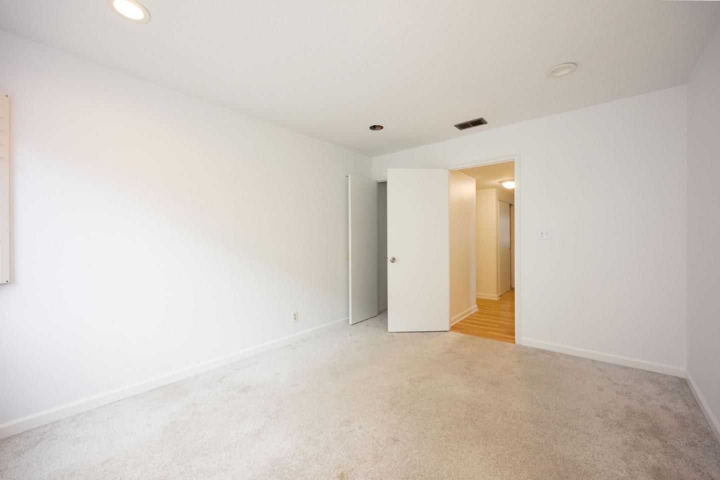 Detail Gallery Image 25 of 35 For 120 Bridgeport Dr, Half Moon Bay,  CA 94019 - 4 Beds | 2 Baths