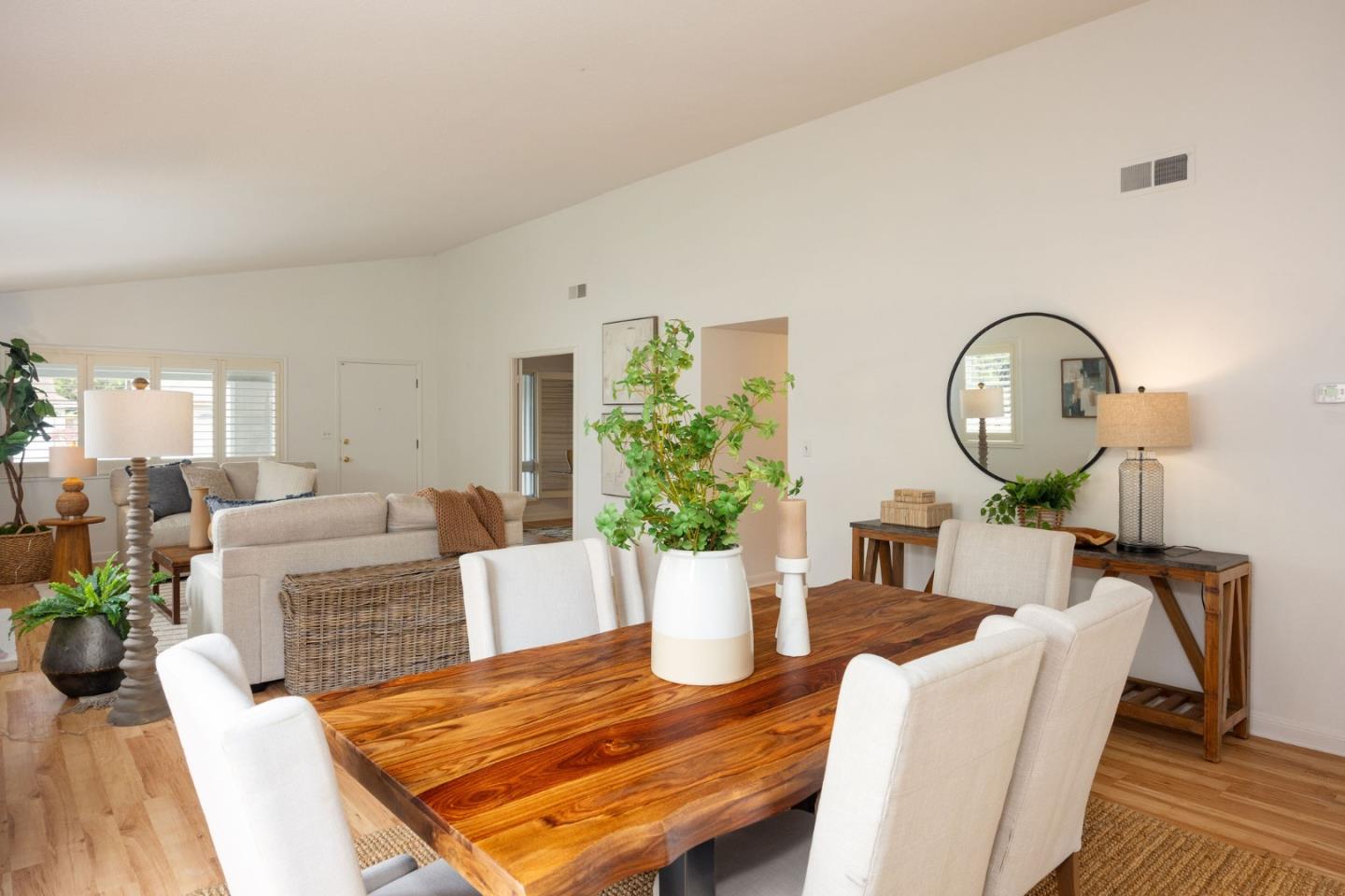 Detail Gallery Image 7 of 35 For 120 Bridgeport Dr, Half Moon Bay,  CA 94019 - 4 Beds | 2 Baths